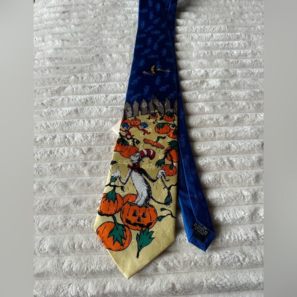 NWT Dr Seuss Blue Tie Halloween Vintage